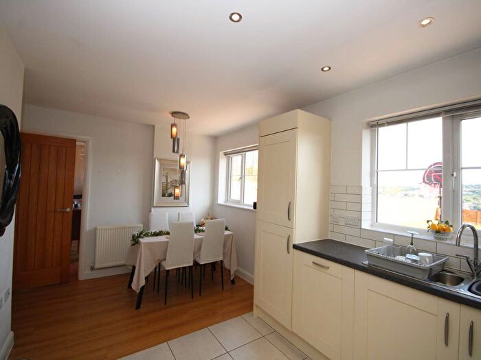 5 Bedroom Detached House For Sale In Trem Yr Afon, Cefn Hengoed, Hengoed, CF82