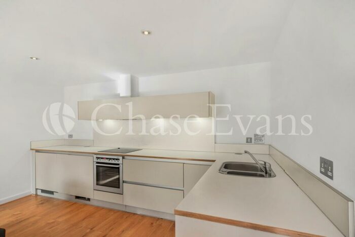 1 Bedroom Flat To Rent In Bow Central, Hereford Road, Bow, London, E3