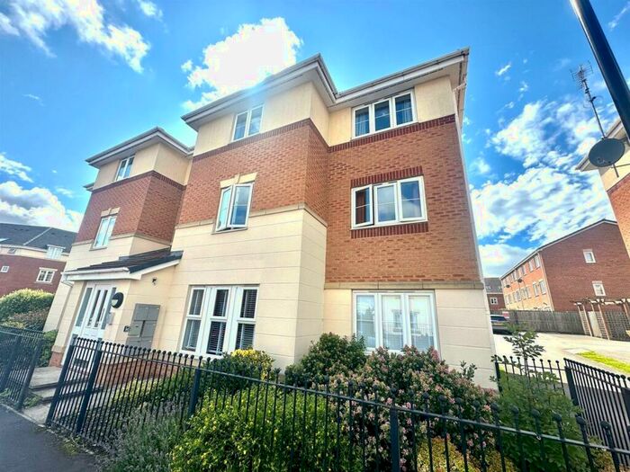 2 Bedroom Flat To Rent In Doveholes Drive, Sheffield, S13