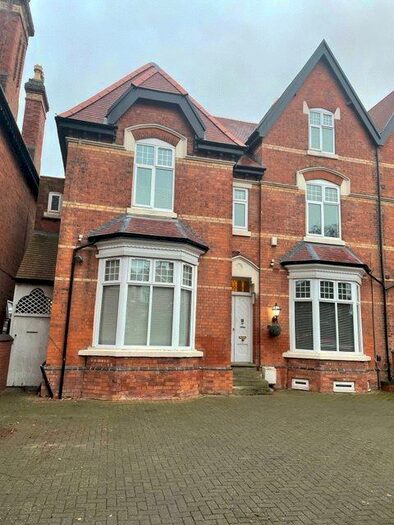 9 Bedroom Semi-Detached House To Rent In Oxford Road, Moseley, Birmingham, West Midlands, B13