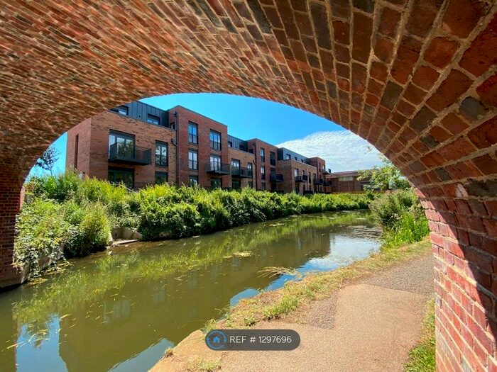 1 Bedroom Flat To Rent In Riverside Apartments, Leicester LE2