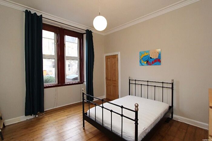 2 Bedroom Flat To Rent In Cambridge Gardens, Edinburgh, EH6