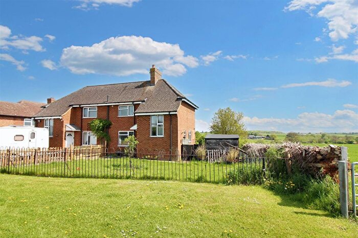 2 Bedroom Semi-Detached House For Sale In South End, Leckhampstead, MK18