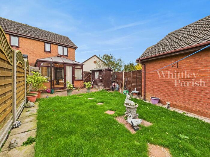 2 Bedroom Semi-Detached House For Sale In Worcester Way, Attleborough, NR17