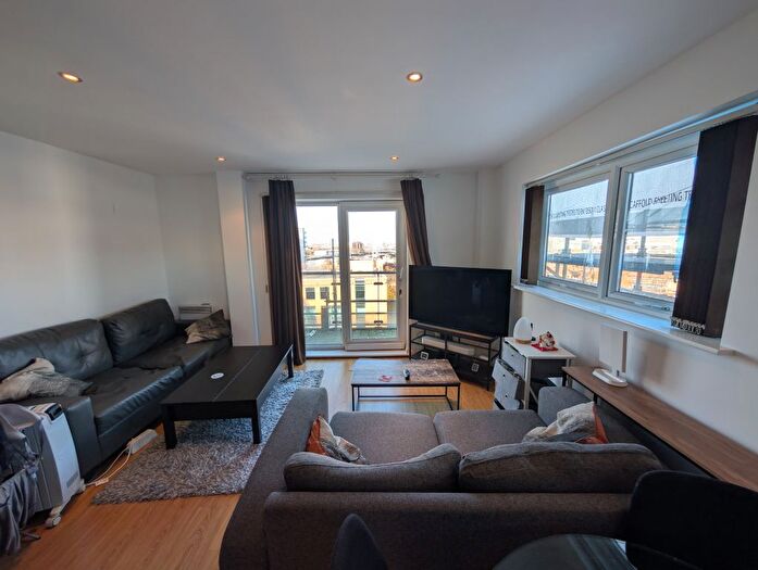 2 Bedroom Flat To Rent In Taylorson Street South, Salford, M5