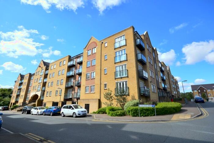 2 Bedroom Flat To Rent In Black Eagle Drive, Northfleet, Gravesend, Kent, DA11