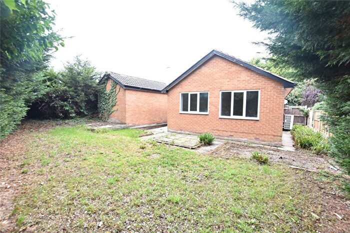 2 Bedroom Bungalow For Sale In Rockingham Way, Pendas Fields, Leeds, West Yorkshire, LS15