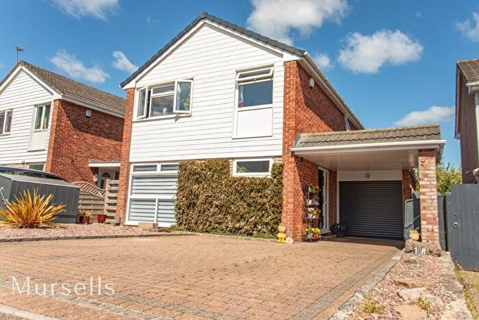 4 Bedroom Detached House For Sale In Rempstone Road, Merley, Wimborne, BH21