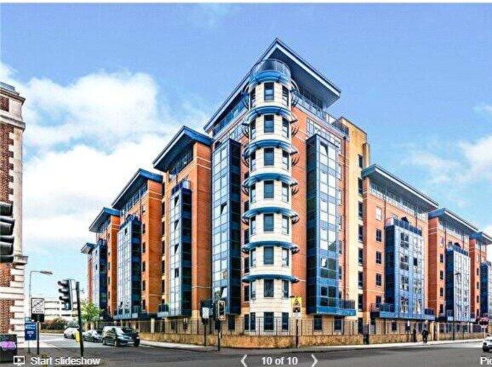 2 Bedroom Apartment For Sale In Canute Road, Southampton, Hampshire, SO14