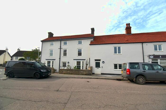 2 Bedroom Flat To Rent In The Street, Olveston, Bristol, Dr., BS35