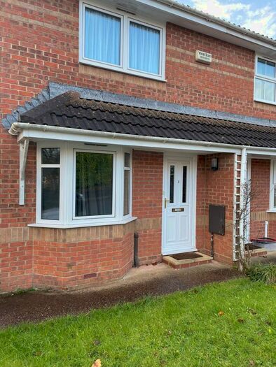 2 Bedroom Semi-Detached House To Rent In Banfield Way, Honiton, Devon, EX14