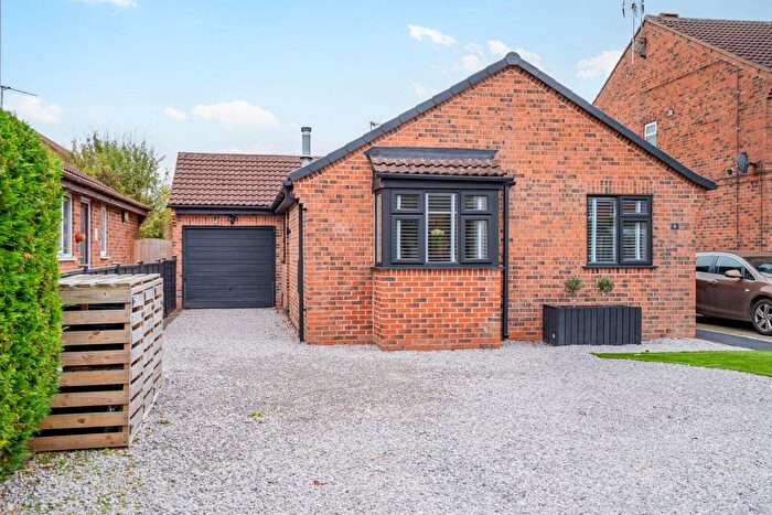 3 Bedroom Detached Bungalow For Sale In Andrew Drive, Huntington, York, YO32