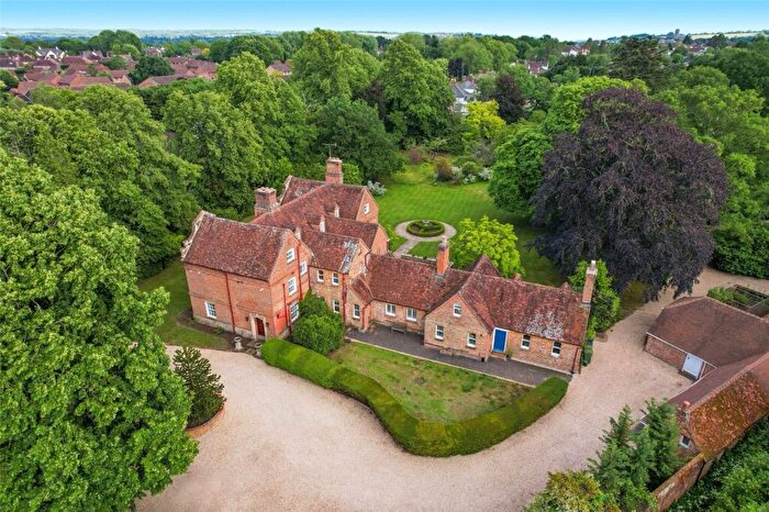 10 Bedroom Detached House For Sale In Worplesdon Road, Guildford, GU3