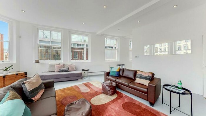 2 Bedroom Apartment To Rent In St Johns Lane, EC1M
