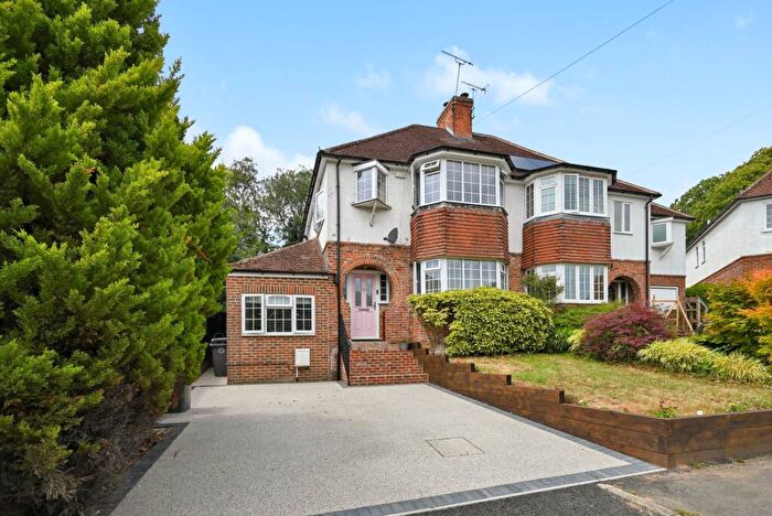 3 Bedroom Semi-Detached House For Sale In Orchard Close, Canterbury, CT2