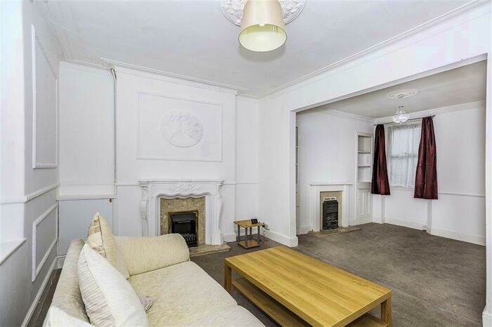 3 Bedroom House To Rent In Wern Terrace, Port Tennant, Swansea, SA1