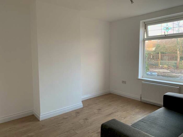 3 Bedroom Terraced House To Rent In Lodge Avenue, Dagenham, RM8
