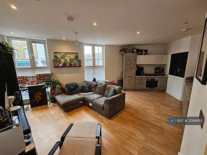 1 Bedroom Flat To Rent In Conan Apartments, London, SE25