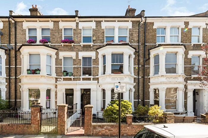 2 Bedroom Flat To Rent In Saltram Crescent, London, W9