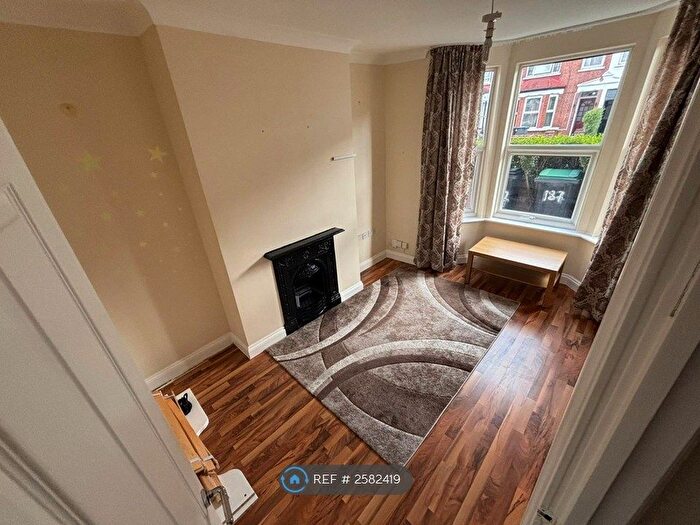 1 Bedroom Flat To Rent In Hermitage Road, London, N4