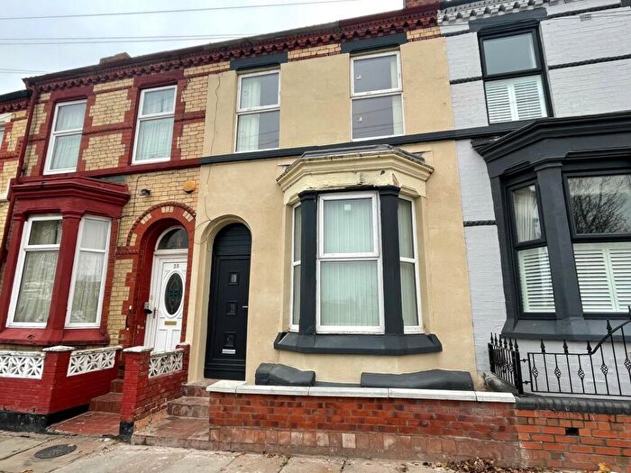 5 Bedroom House To Rent In Admiral Street, Liverpool, L8