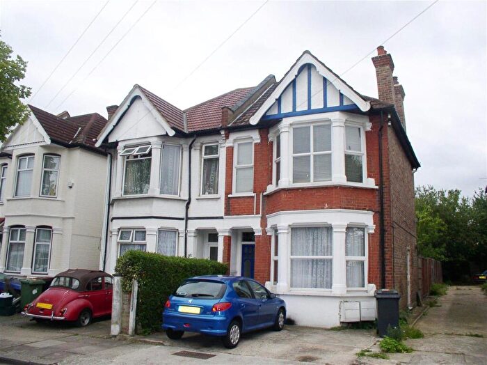 1 Bedroom Flat To Rent In Central Road, Wembley, Middlesex, HA0