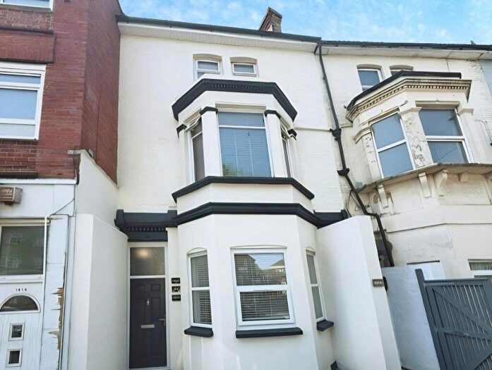 3 Bedroom Apartment To Rent In London Road, Portsmouth, Hampshire, PO2