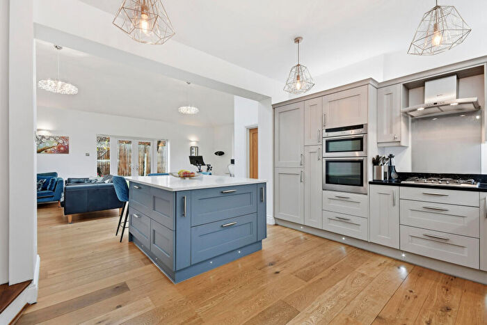 4 Bedroom Semi Detached House For Sale In Heath Road, Ramsden Heath, Billericay, CM11