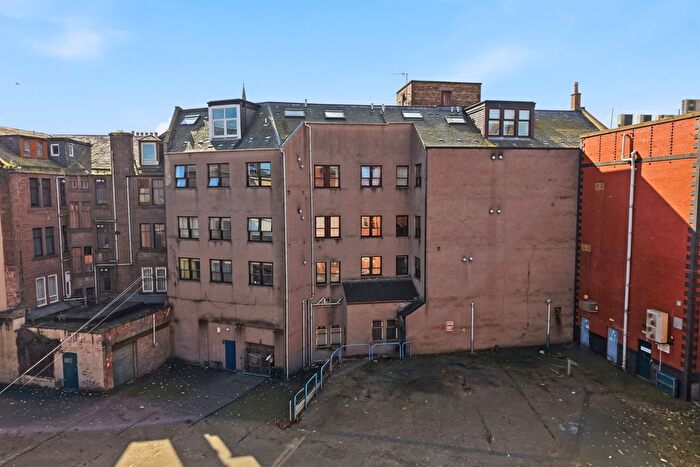 2 Bedroom Flat For Sale In C, Peter Street, Dundee, DD1