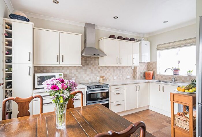 4 Bedroom Semi Detached House For Sale In Berkeley Road, Kingswood, Bristol, Gloucestershire, BS15