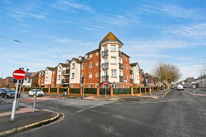 1 Bedroom Retirement Property For Sale In Whitley Road, Eastbourne, BN22