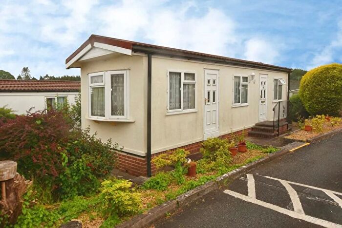 2 Bedroom Park Home For Sale In Totnes Road, Abbotskerswell, Newton Abbot, TQ12