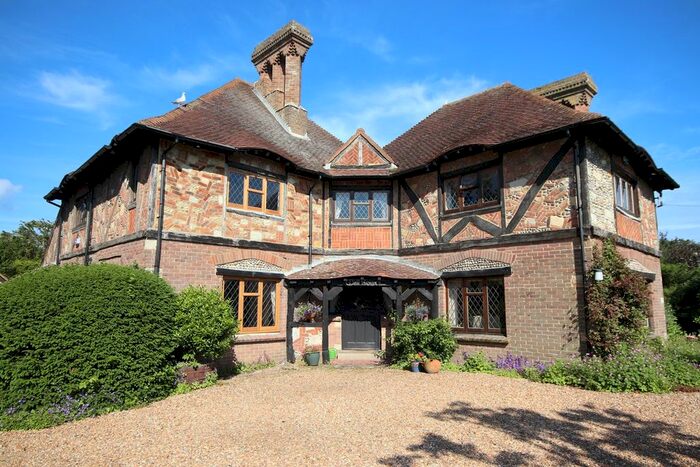 4 Bedroom Detached House To Rent In Collington Lane West, Bexhill-On-Sea, TN39