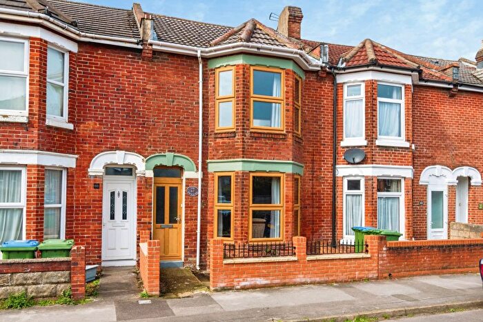 3 Bedroom Terraced House For Sale In Waterhouse Lane, Shirley, Southampton, Hampshire, SO15
