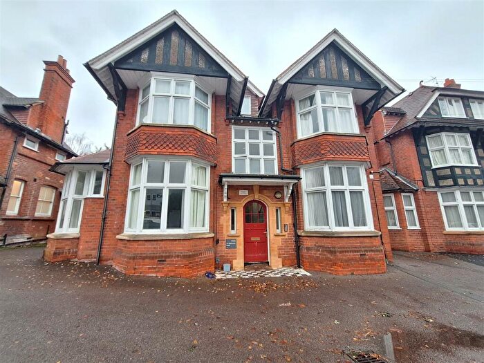 Studio To Rent In Redlands Road, RG1