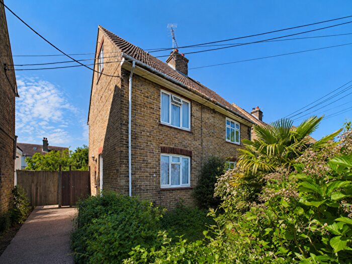 3 Bedroom Terraced House For Sale In Priory Place, Faversham, ME13