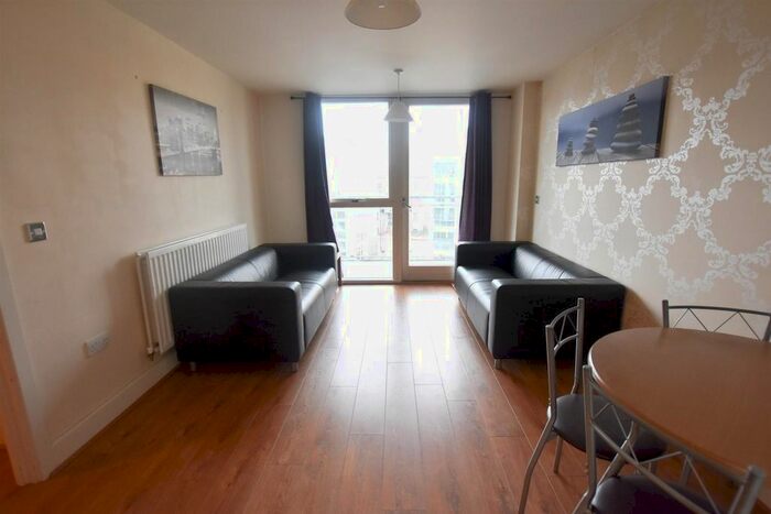2 Bedroom Flat For Sale In Longleat Avenue, Edgbaston, Birmingham, B15