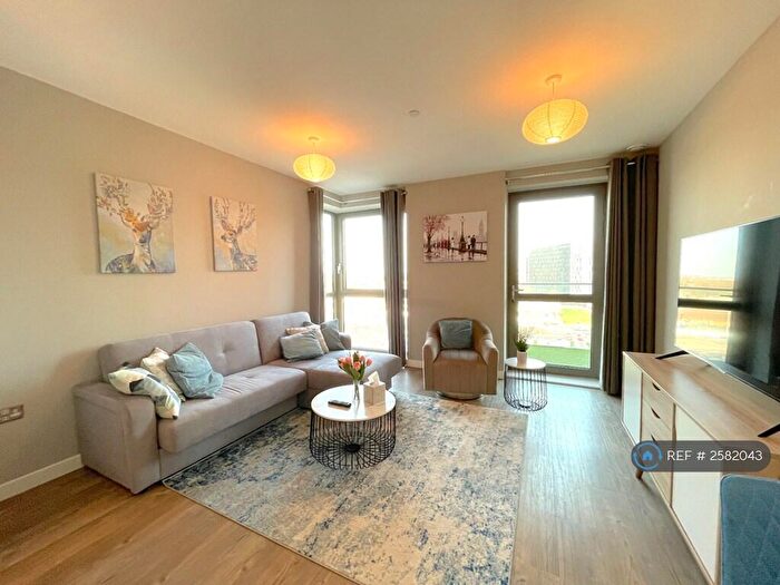 2 Bedroom Flat To Rent In Marathon House, Wembley, HA9