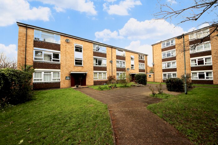 1 Bedroom Apartment To Rent In Penrhyn Road, Kingston Upon Thames, KT1