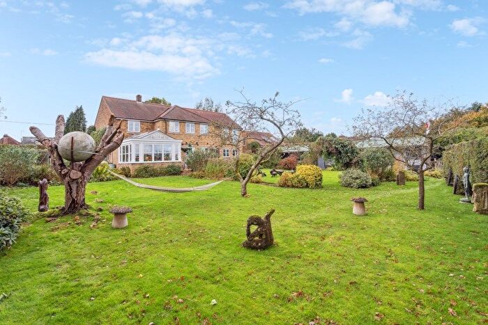 5 Bedroom Detached House For Sale In New Hatch, Green End Road, Radnage, High Wycombe, Buckinghamshire, HP14