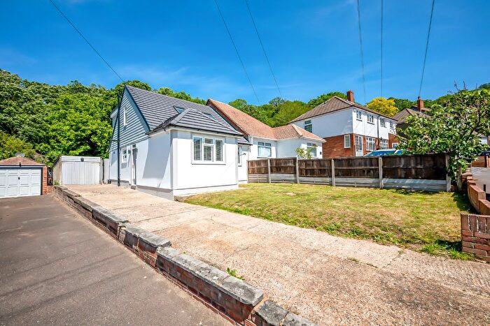 3 Bedroom Semi-Detached House To Rent In Coombfield Drive, Dartford, DA2