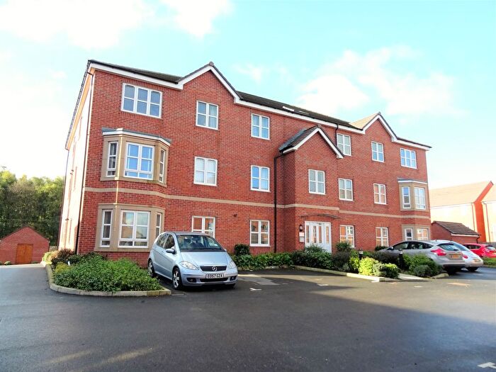 2 Bedroom Flat To Rent In Hazelwood Court, Scampston Drive, East Ardsley, WF3