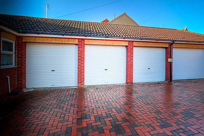 Garage / Parking To Rent In Garage, St Marys Court, Albion Road, NR30