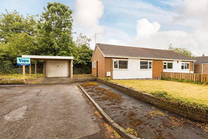 2 Bedroom Bungalow For Sale In Avon Court, Mold, CH7