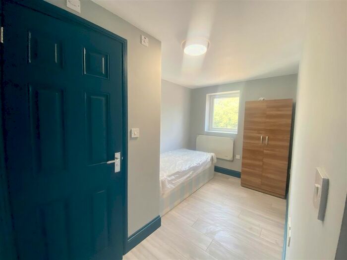 1 Bedroom Property To Rent In Keel Drive, Cippenham, Slough, SL1