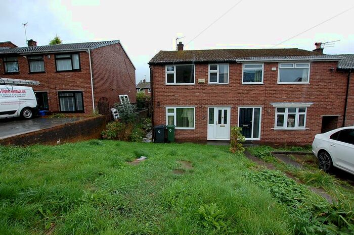 3 Bedroom Semi-Detached House To Rent In Gorse Hall Road, Dukinfield, Cheshire, SK16