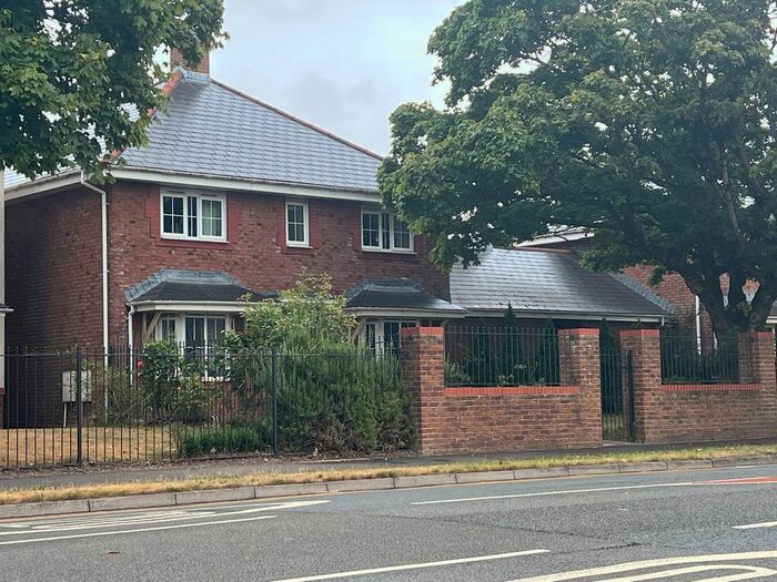 4 Bedroom Property To Rent In Colchester Avenue, Penylan, Cardiff, CF23