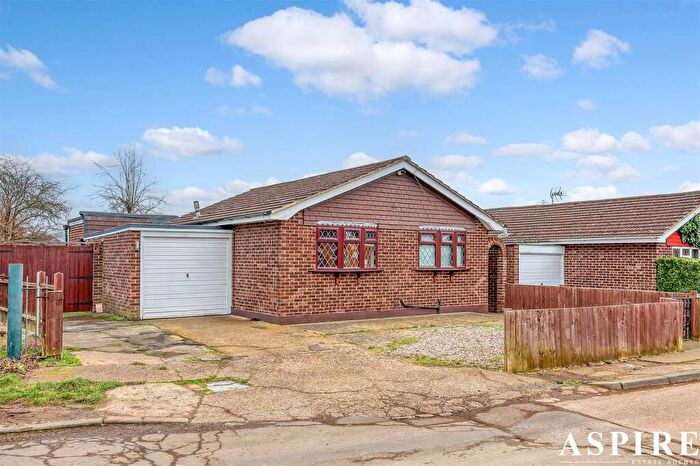 3 Bedroom Detached Bungalow For Sale In Watlington Road, Benfleet, SS7