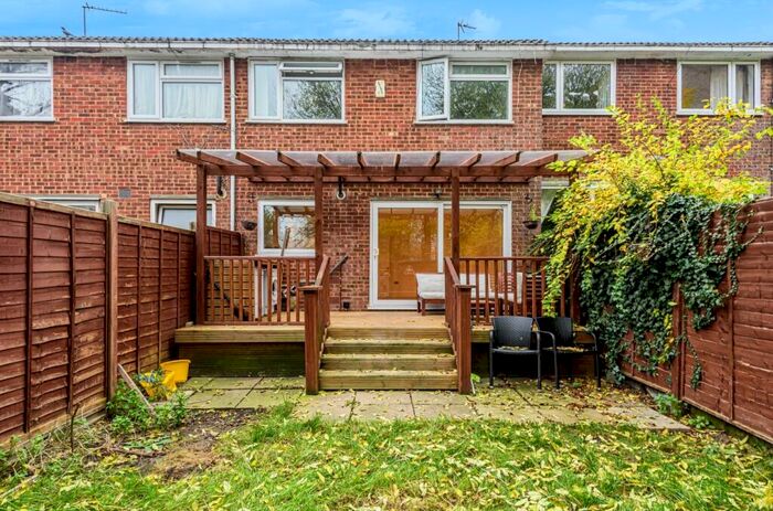 4 Bedroom Terraced House To Rent In Castlands Road London, SE6