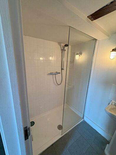 2 Bedroom Cottage To Rent In Great Brickhill, Milton Keynes, MK17